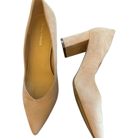 Marc Fisher Caitlin Pointy Toe Slip-On Dress Pumps Sz 9M Suede Leather Blush - Picture 5 of 7